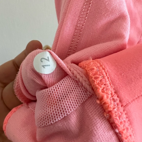 Lululemon bra size 12 with mini pocket. - Picture 6 of 7